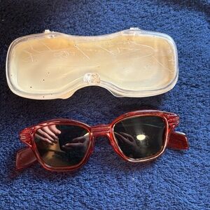 1950’s Red Celluloid Aviator Kids Sunglasses Plastic Case Jet Airplane Made USA